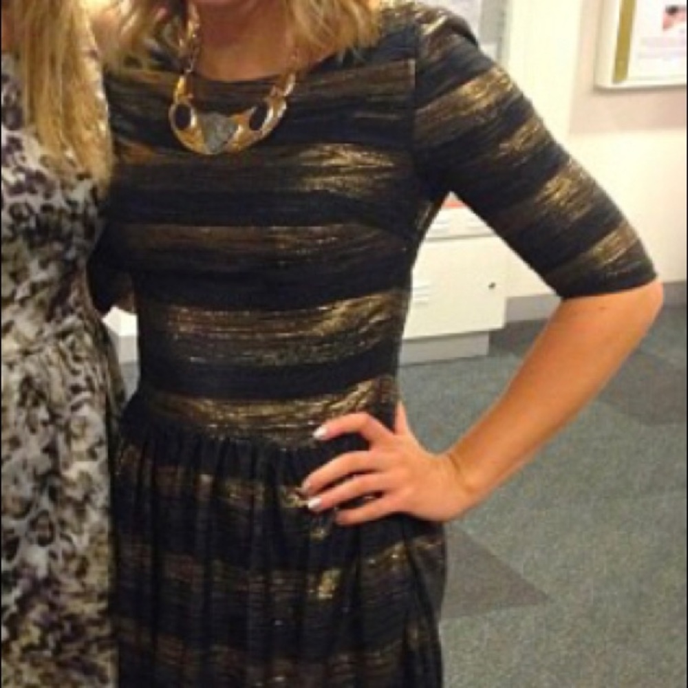 Black and Gold Quarter Sleeve Dress